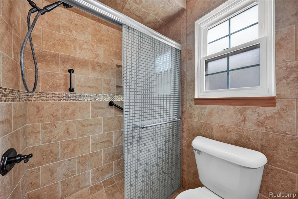 11897 Chase Boulevard Livonia City, MI 48150