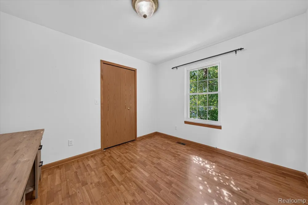11897 Chase Boulevard Livonia City, MI 48150