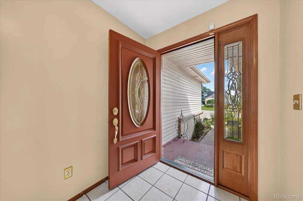11897 Chase Boulevard Livonia City, MI 48150