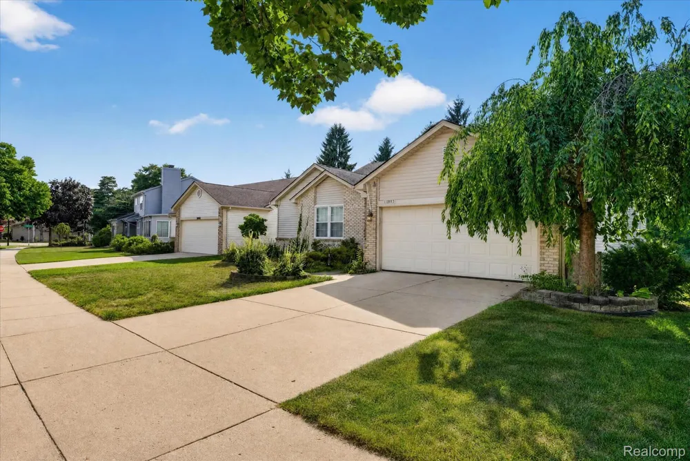 11897 Chase Boulevard Livonia City, MI 48150
