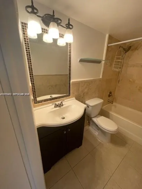 6135 NW 186th St #205 Hialeah, FL 33015