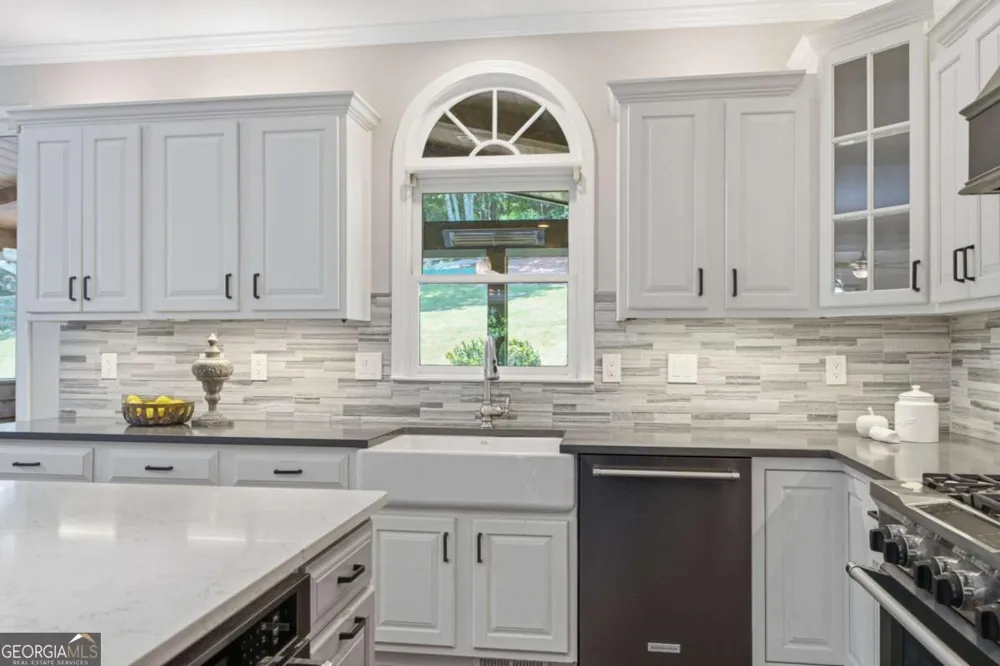 112 Grandcrest DR Suwanee, GA 30024