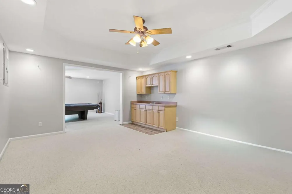 112 Grandcrest DR Suwanee, GA 30024