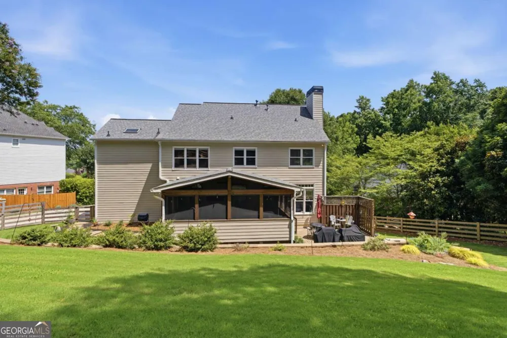 112 Grandcrest DR Suwanee, GA 30024