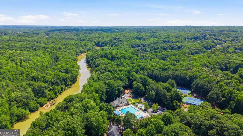 112 Grandcrest DR Suwanee, GA 30024