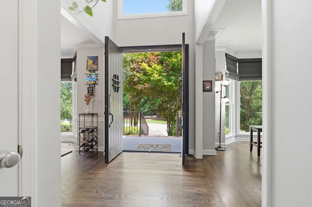 112 Grandcrest DR Suwanee, GA 30024
