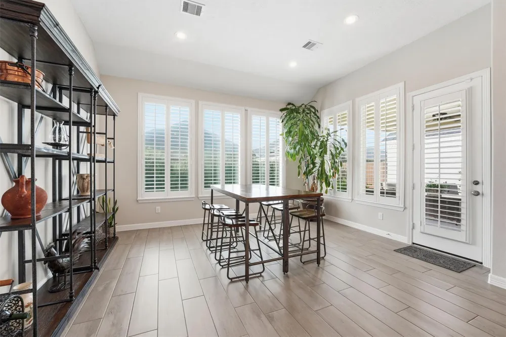 3411 Dover Valley Drive Houston, TX 77059