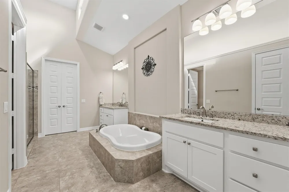 3411 Dover Valley Drive Houston, TX 77059