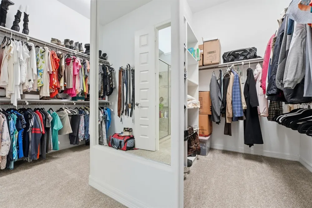 3411 Dover Valley Drive Houston, TX 77059