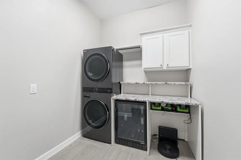 3411 Dover Valley Drive Houston, TX 77059