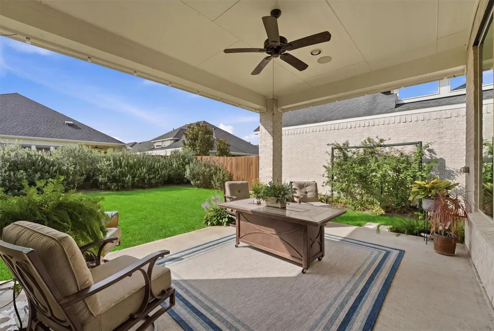 3411 Dover Valley Drive Houston, TX 77059