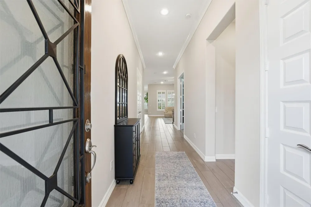 3411 Dover Valley Drive Houston, TX 77059