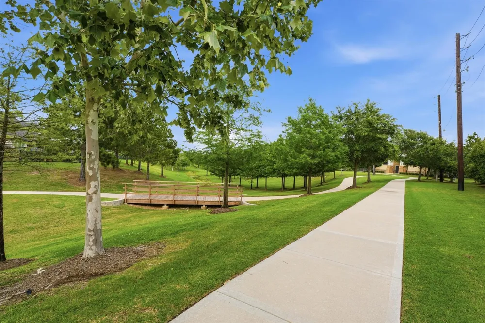 3411 Dover Valley Drive Houston, TX 77059