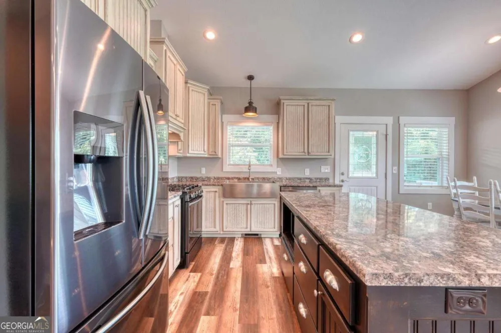 192 Flowers DR Blairsville, GA 30512