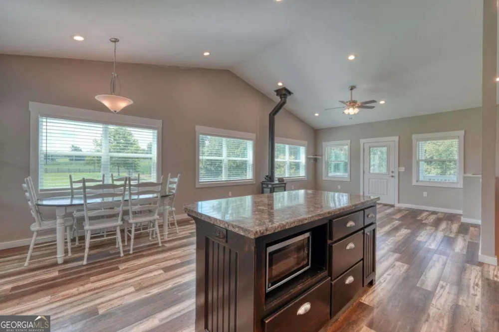 192 Flowers DR Blairsville, GA 30512