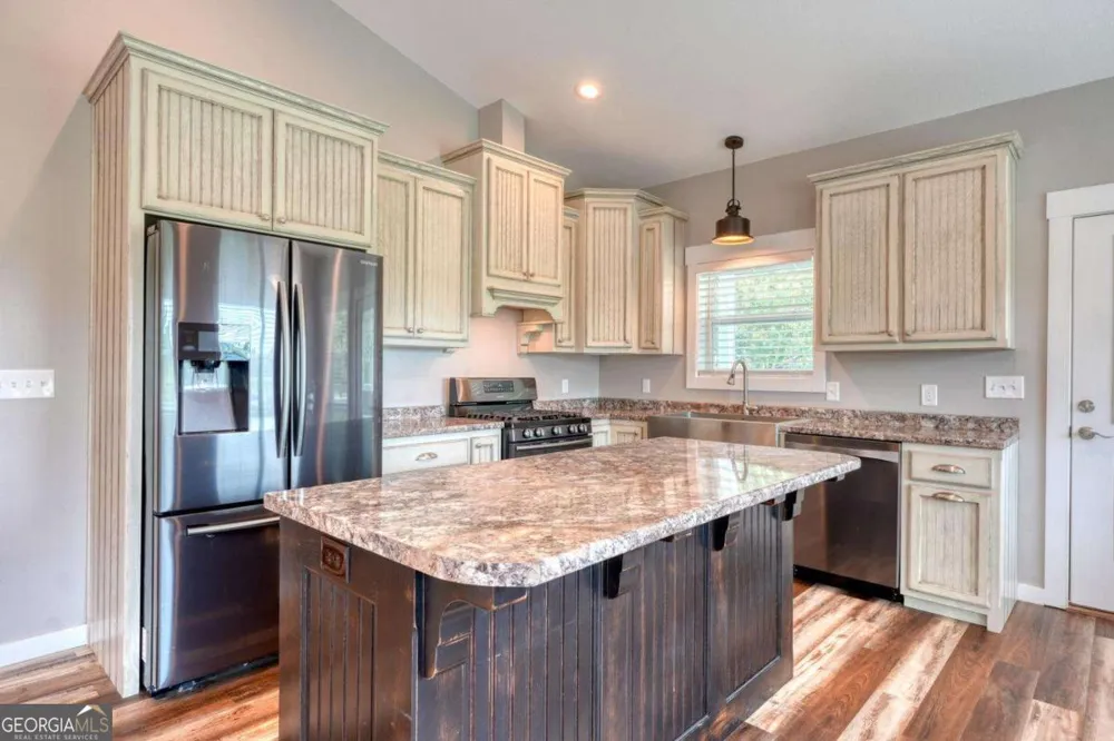 192 Flowers DR Blairsville, GA 30512