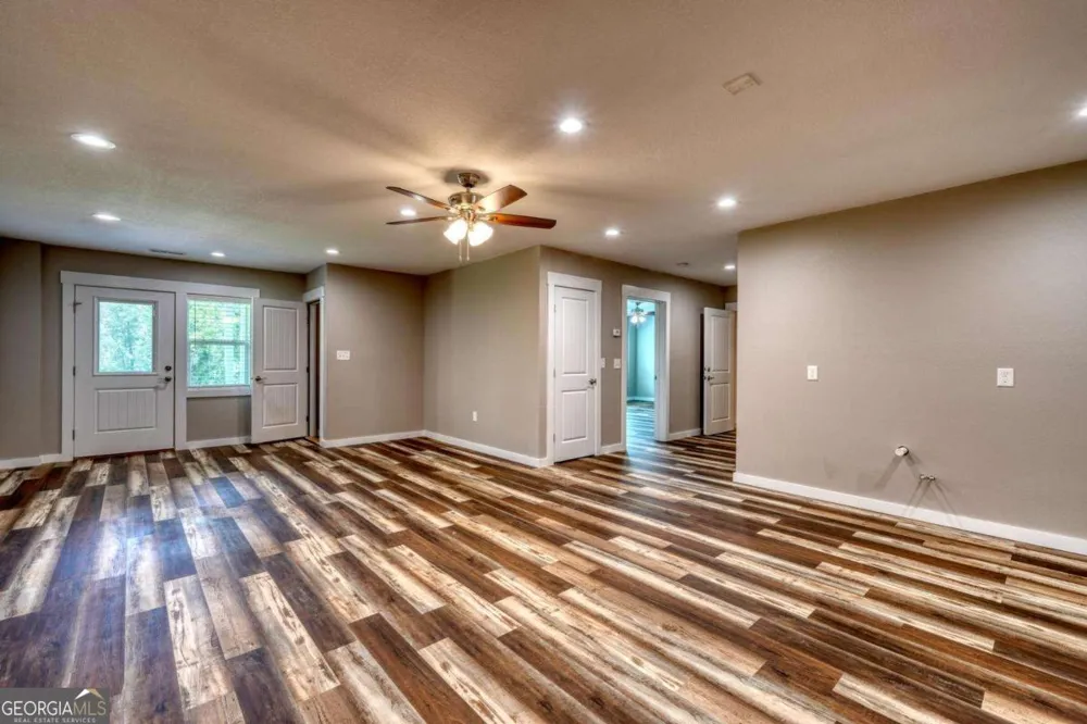 192 Flowers DR Blairsville, GA 30512