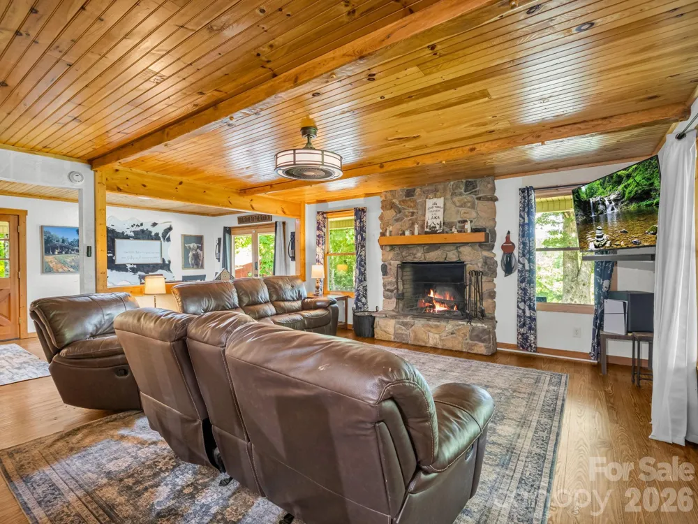 209 Chrysalis Lane Lake Lure, NC 28746