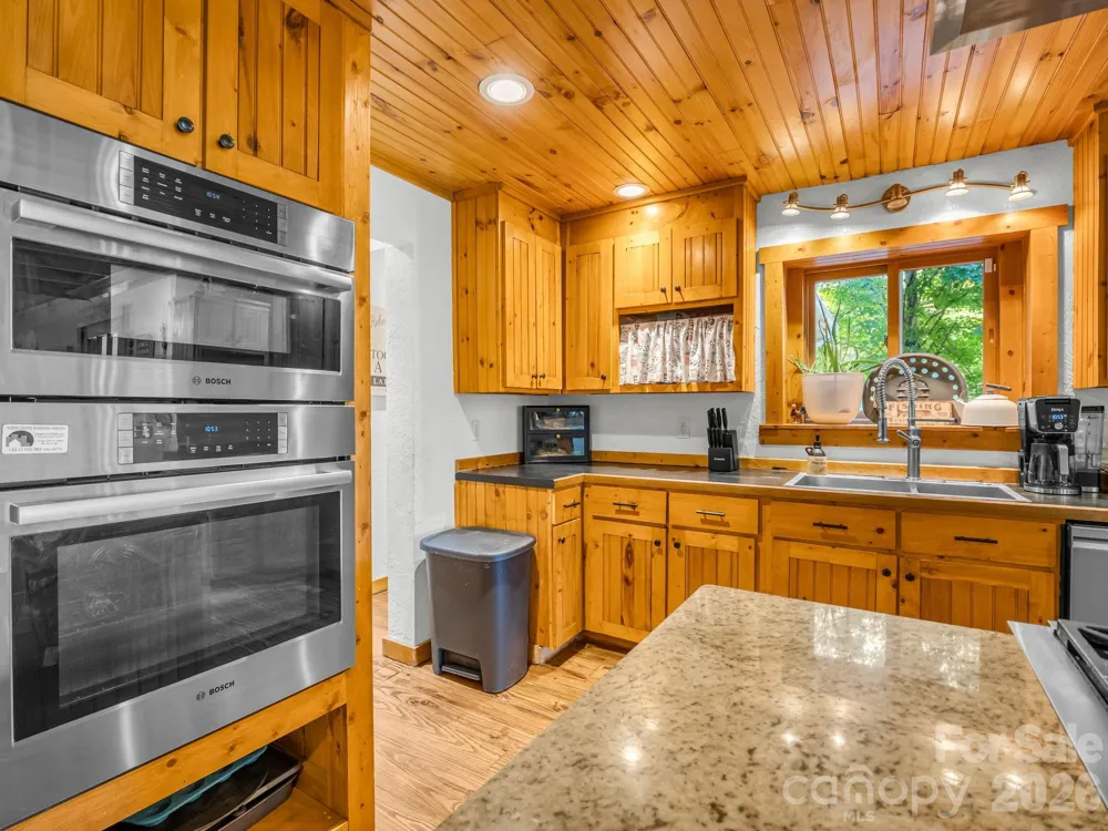 209 Chrysalis Lane Lake Lure, NC 28746