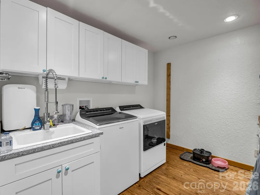 209 Chrysalis Lane Lake Lure, NC 28746