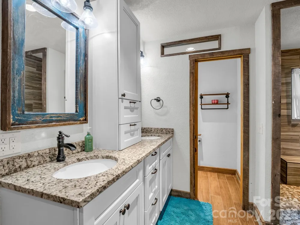 209 Chrysalis Lane Lake Lure, NC 28746