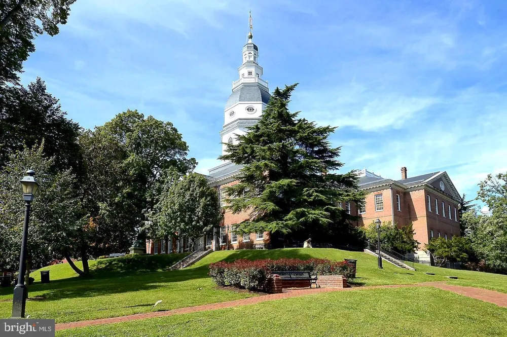 20 SILVERWOOD CIRCLE #5 Annapolis, MD 21403