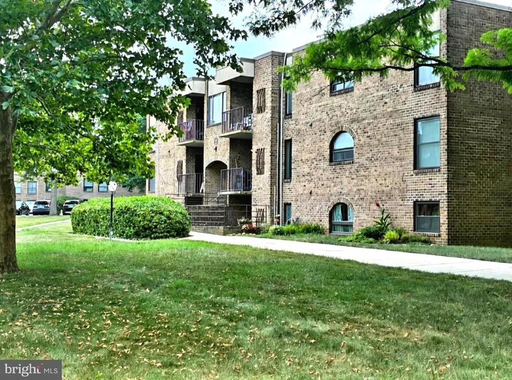20 SILVERWOOD CIRCLE #5 Annapolis, MD 21403