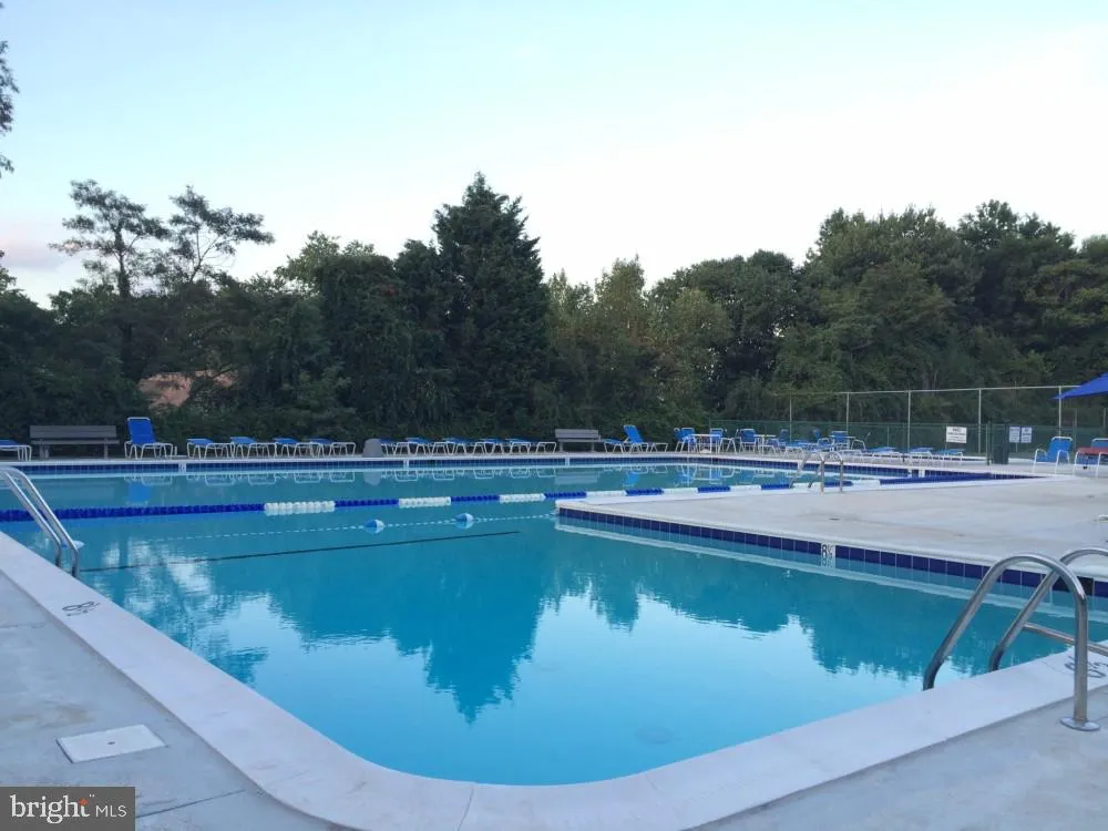 20 SILVERWOOD CIRCLE #5 Annapolis, MD 21403