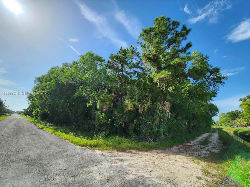 61st Pl Loxahatchee, FL 33470