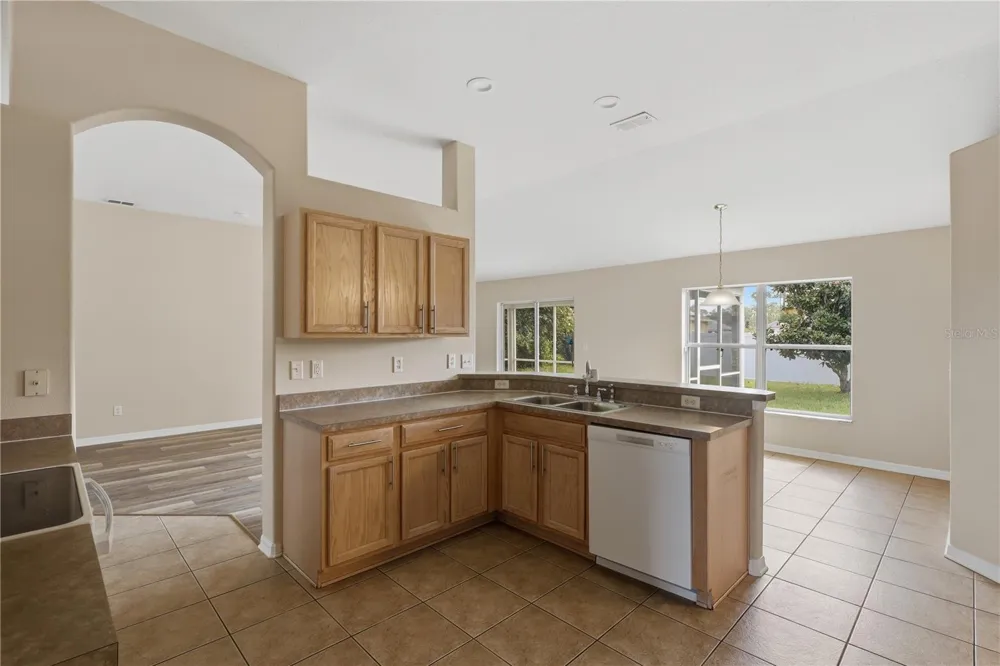 15 RIDLEY LANE Palm Coast, FL 32164