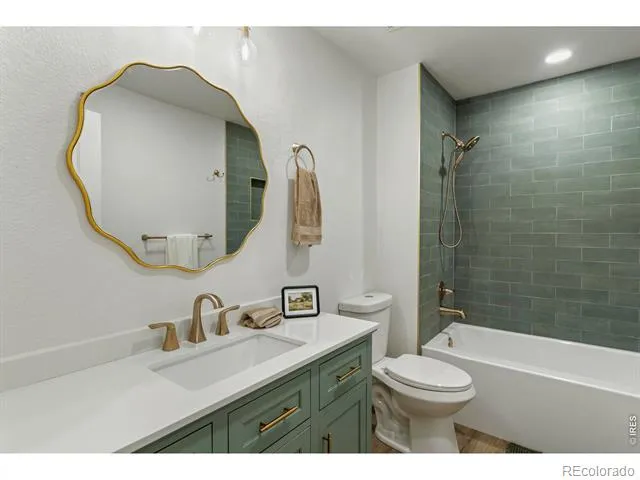 272 Ley Drive La Salle, CO 80645