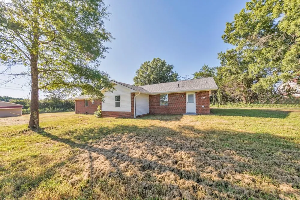 121 Kingston Highway NW Cartersville, GA 30120