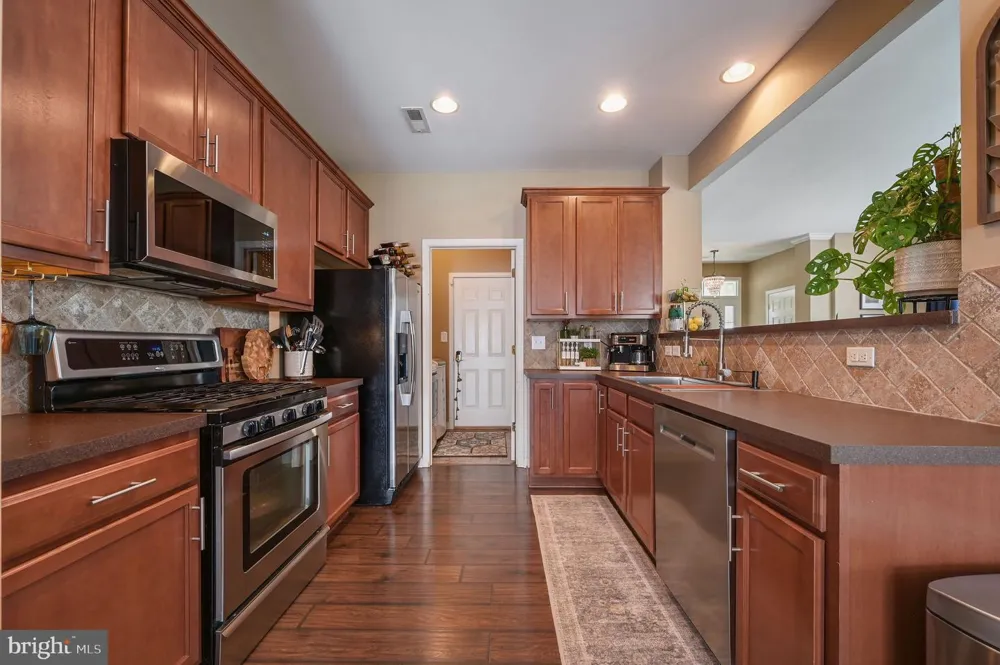 33 DILWORTHTOWN DRIVE Smyrna, DE 19977
