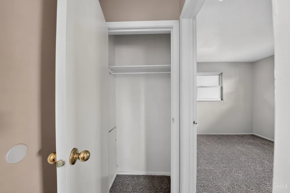 1959 Lotushill Drive Springfield, OH 45240
