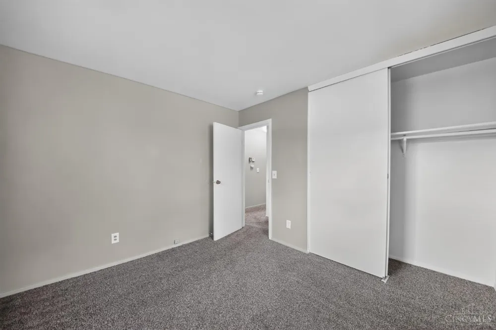 1959 Lotushill Drive Springfield, OH 45240