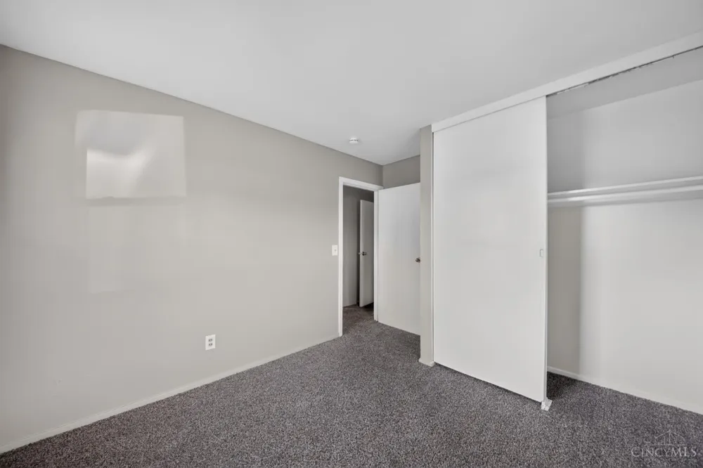 1959 Lotushill Drive Springfield, OH 45240