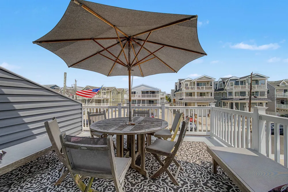 128 38th Street Sea Isle City, NJ 08243