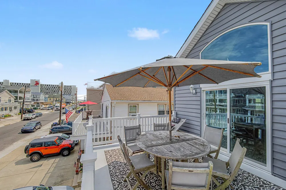 128 38th Street Sea Isle City, NJ 08243
