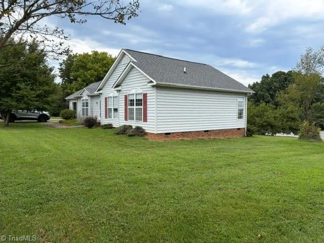 104 BLAIRFIELD COURT North Wilkesboro, NC 28659