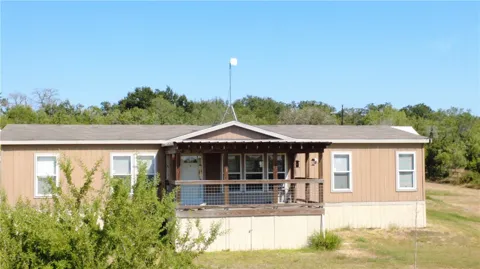 125 Lago Dr