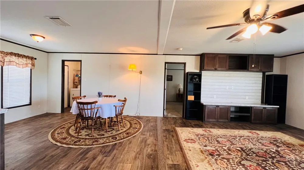 125 Lago Dr Sandia, TX 78383