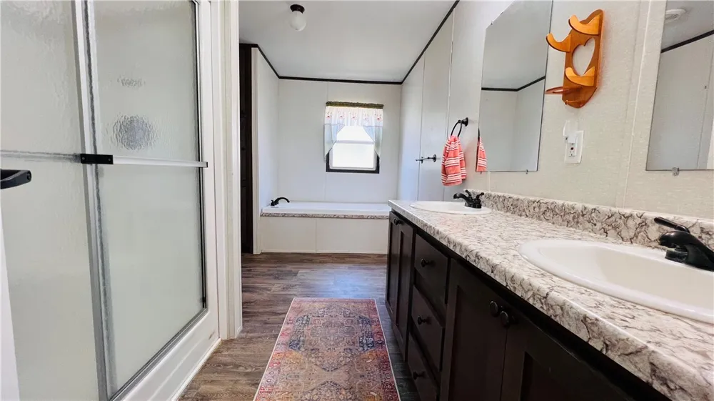 125 Lago Dr Sandia, TX 78383