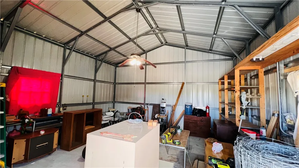 125 Lago Dr Sandia, TX 78383