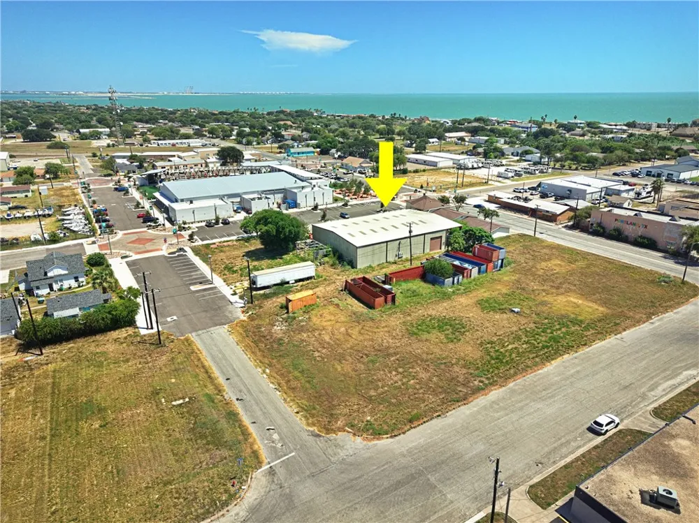 615 Houston Street Portland, TX 78374