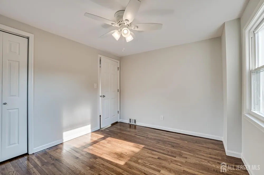 183 High Street Metuchen, NJ 08840
