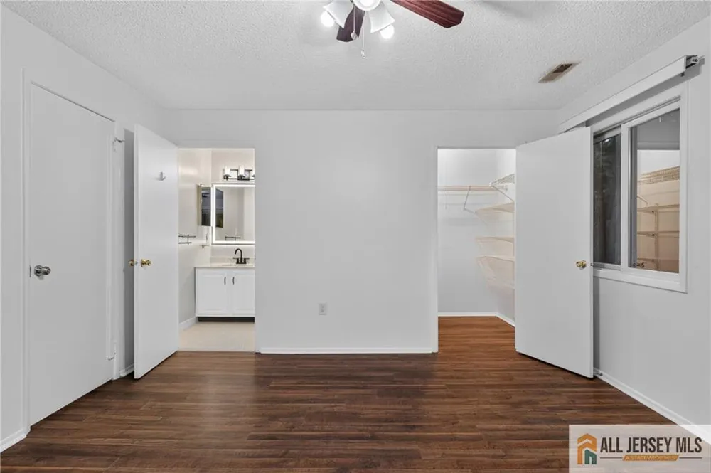 2204 Aspen Drive Plainsboro, NJ 08536