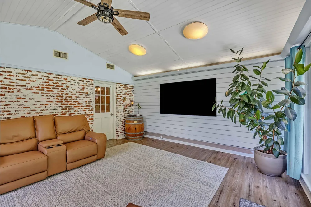 335 Winchester Road Lenoir City, TN 37772