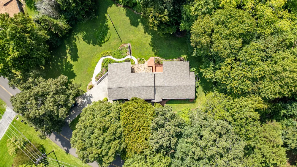 1515 Crestway Drive Athens, TN 37303