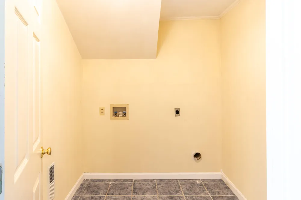1515 Crestway Drive Athens, TN 37303