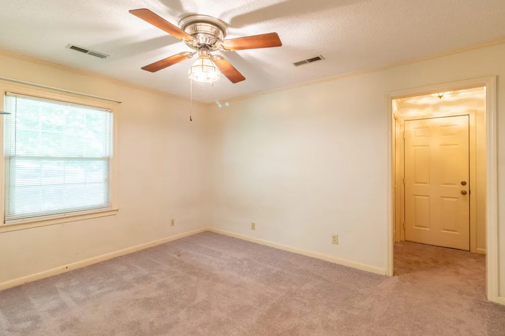 1515 Crestway Drive Athens, TN 37303